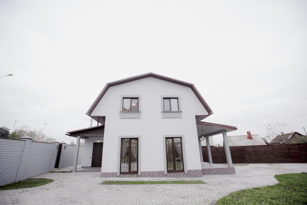 Shale Na Polotskoy Villa Babrujsk Exteriör bild